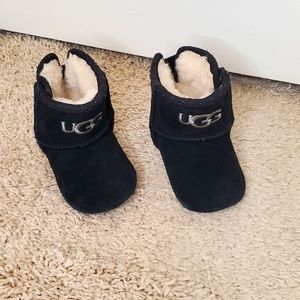 Black UGG Boots Size 2/3